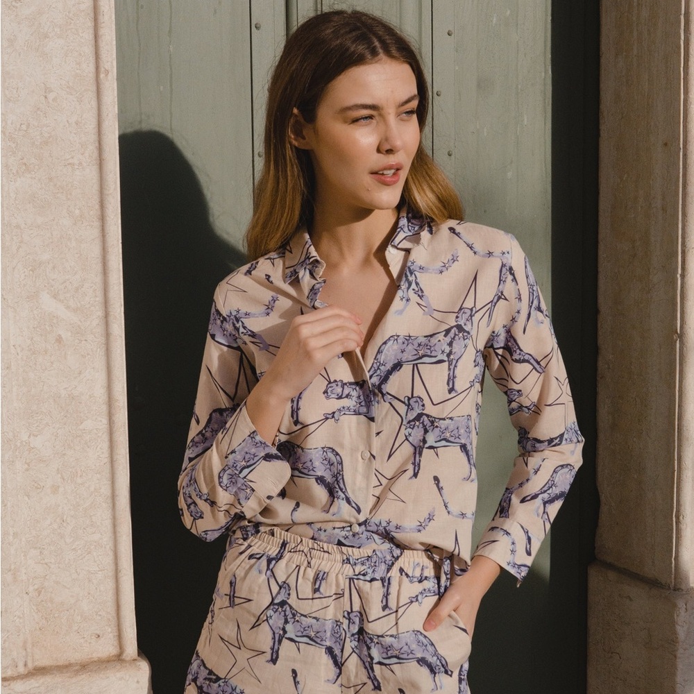 NEW! Las Sureñas - Leopard Stars Button Down Shirt in Multi Size XS